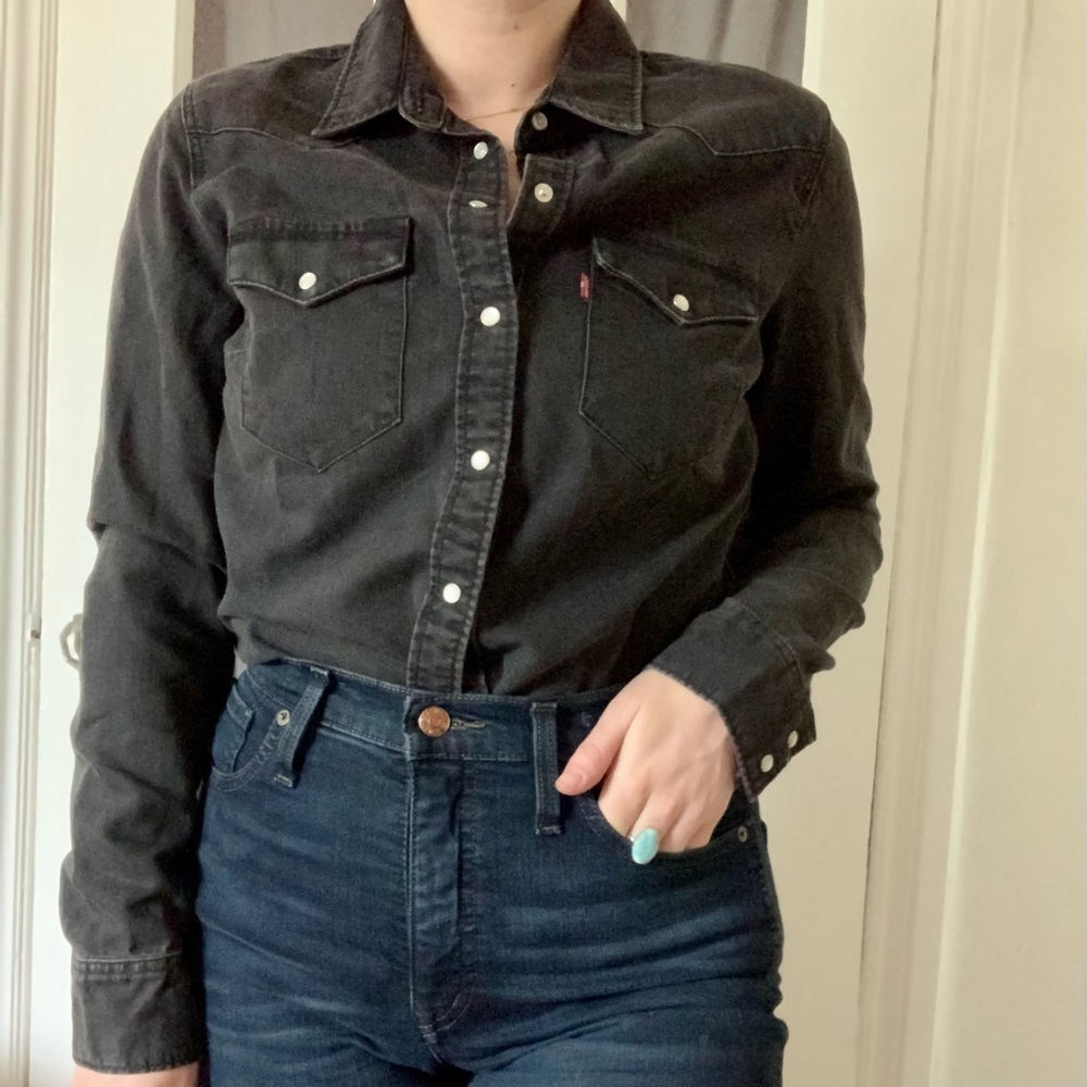 Levi’s fringe western top